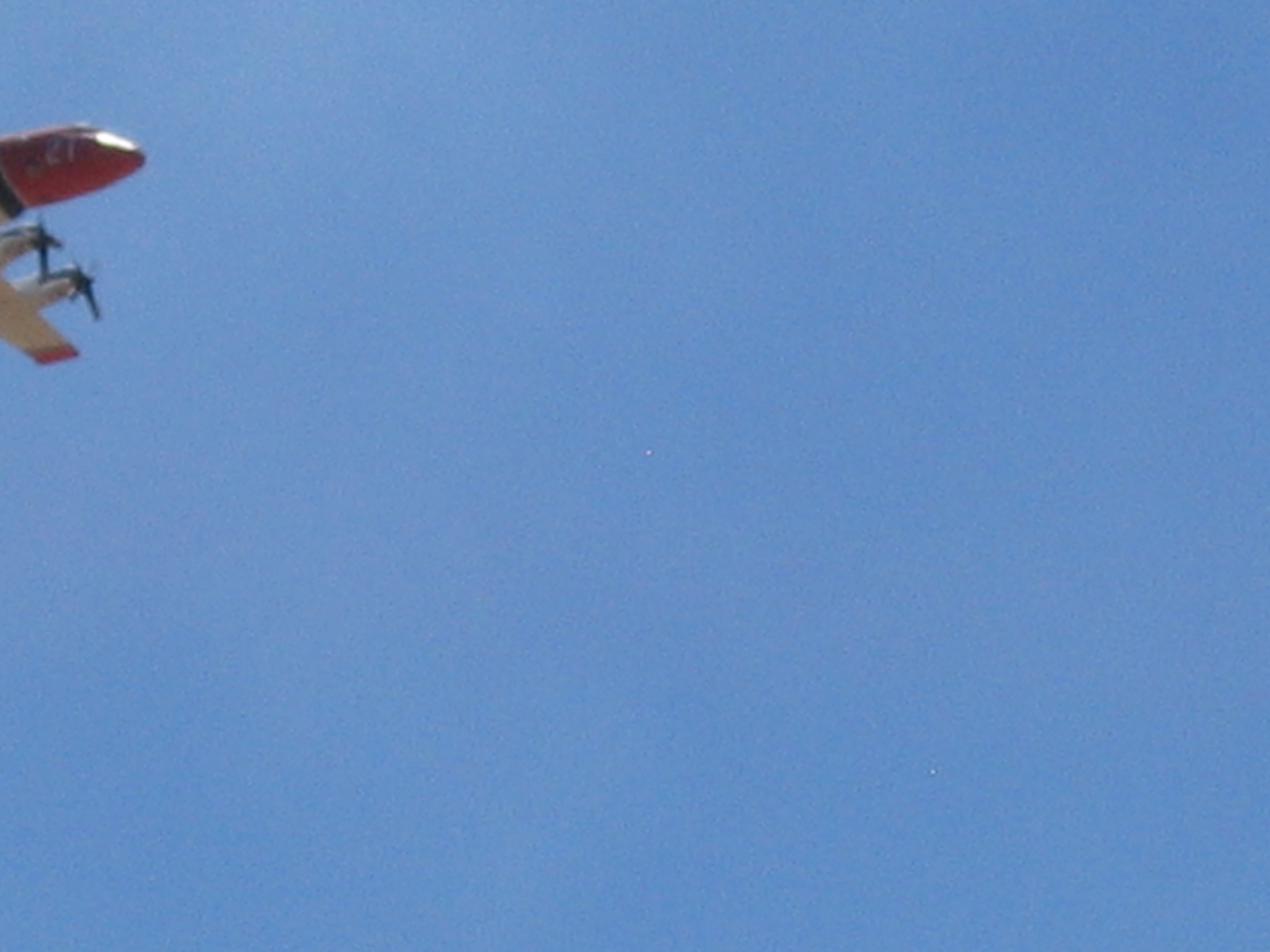 2592x1944 pixels (852K)